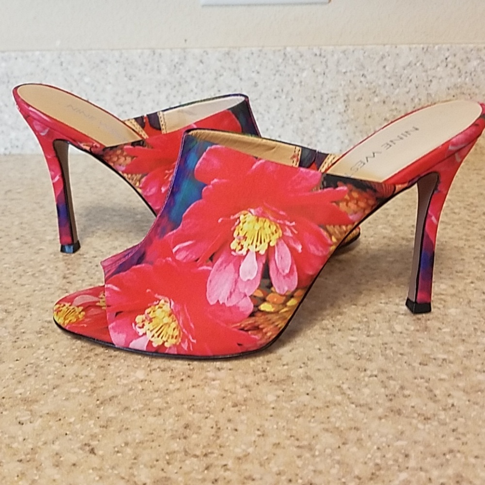 Floral mules